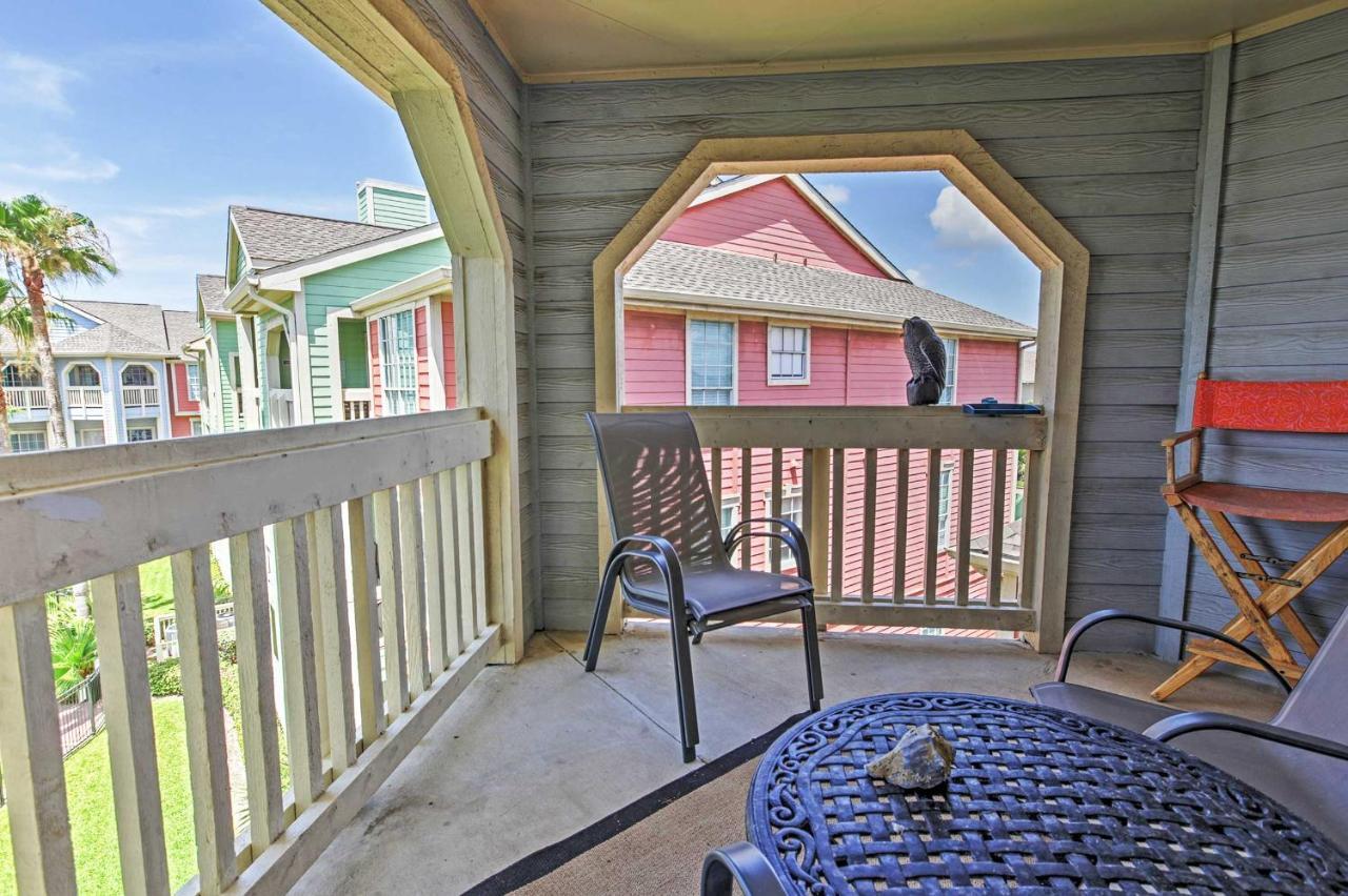 Colorful Galveston Retreat Steps From Beach And Pool Esterno foto